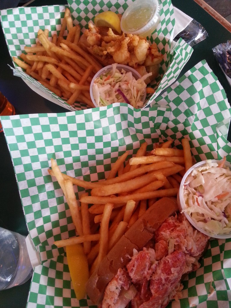 Lobster Roll Yankee Lobster Fish Company